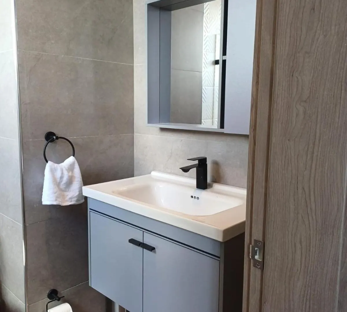Luxury Modern 2 Bedroom Apt Kingbed,Pool,Gym,Rooftop Santo Domingo
