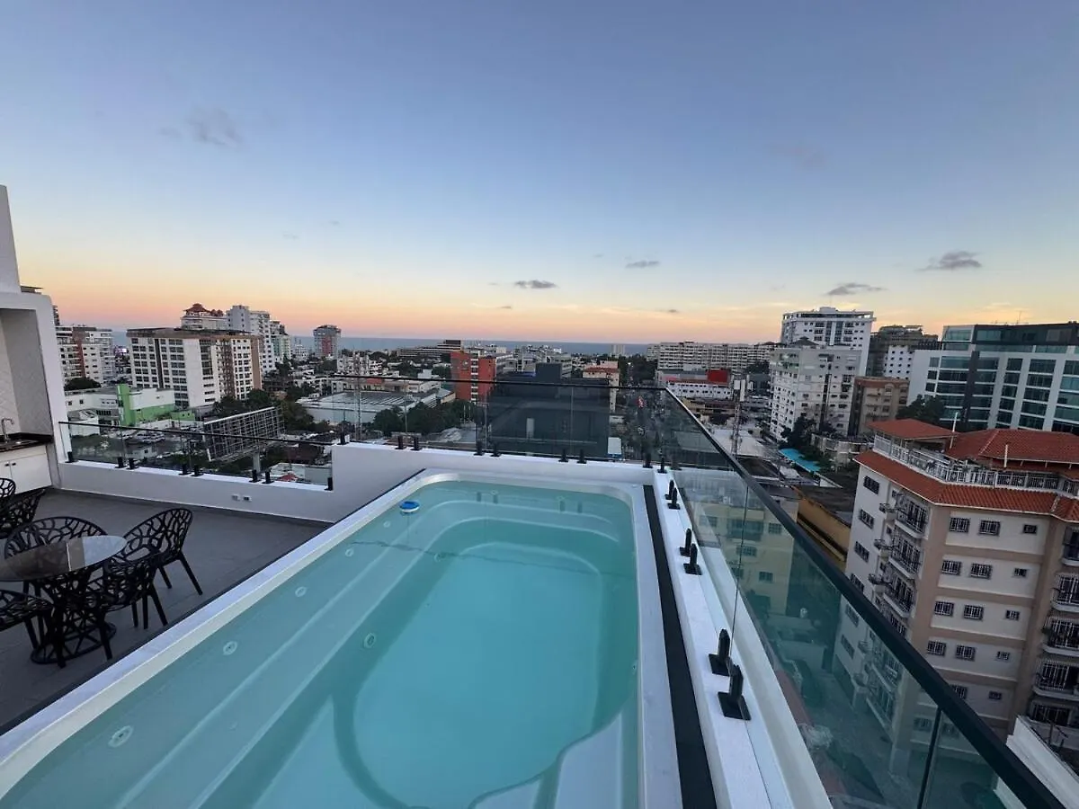 Luxury Modern 2 Bedroom Apt Kingbed,Pool,Gym,Rooftop Santo Domingo 0*,