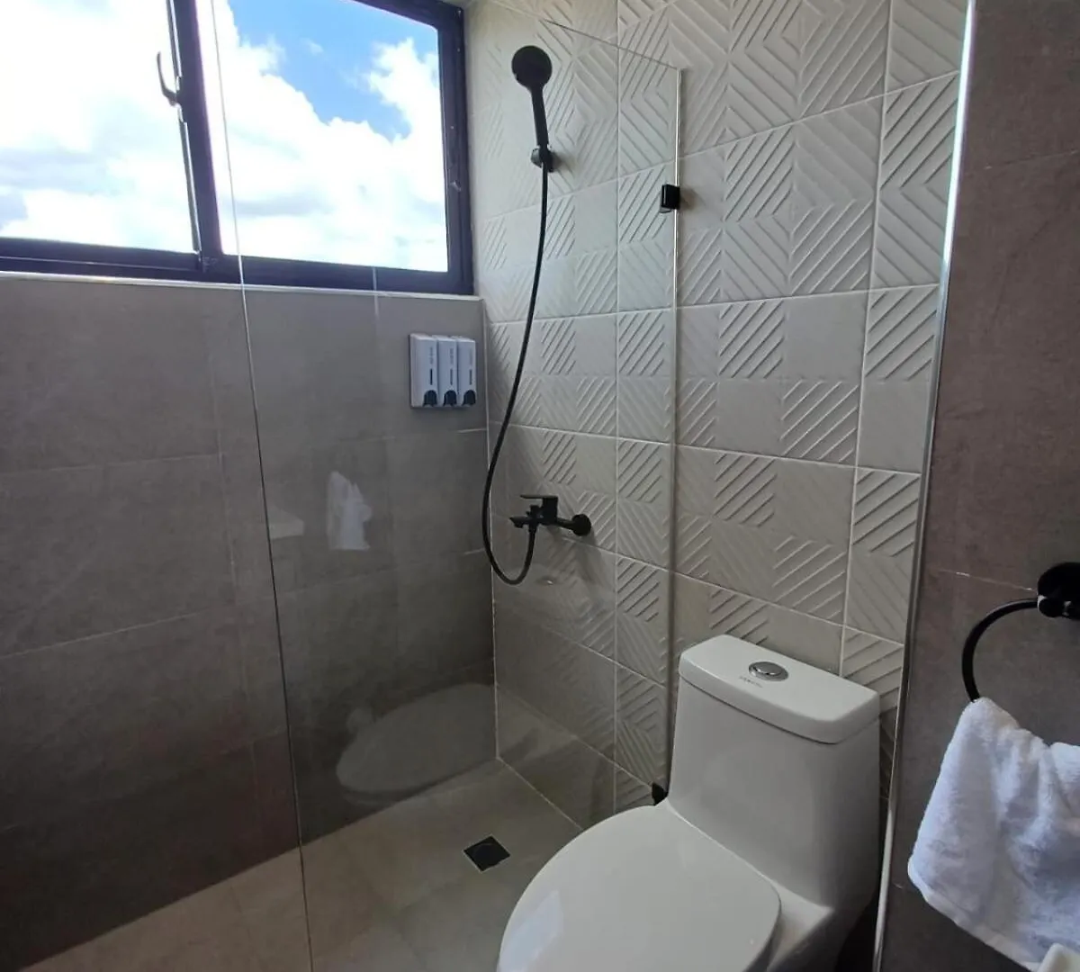 Luxury Modern 2 Bedroom Apt Kingbed,Pool,Gym,Rooftop Santo Domingo Lägenhet