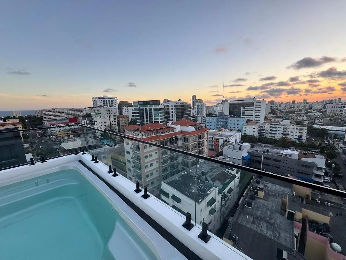 Luxury Modern 2 Bedroom Apt Kingbed,Pool,Gym,Rooftop Santo Domingo